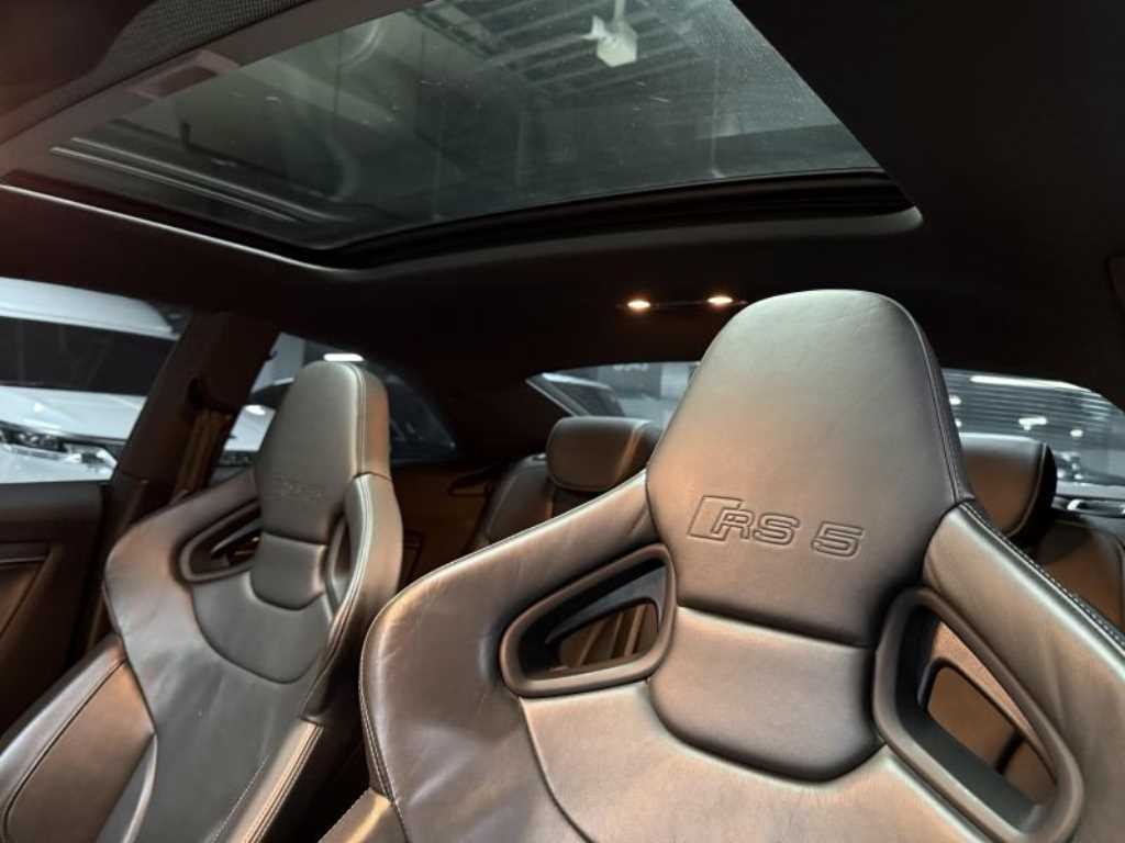 아우디 RS5 4.2 FSI 콰트로 8T3 이미지 12