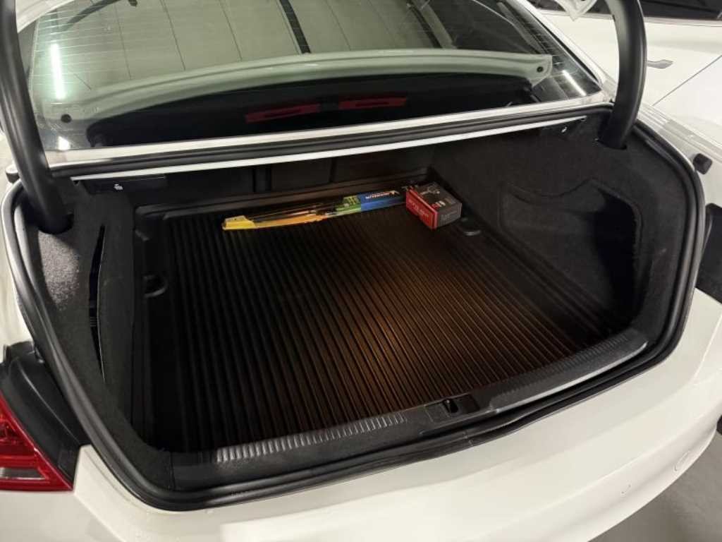 아우디 RS5 4.2 FSI 콰트로 8T3 이미지 19
