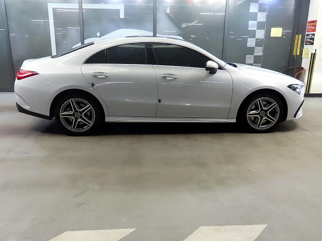 벤츠 CLA 클래스 CLA클래스 C118 CLA 250 4MATIC 이미지 3