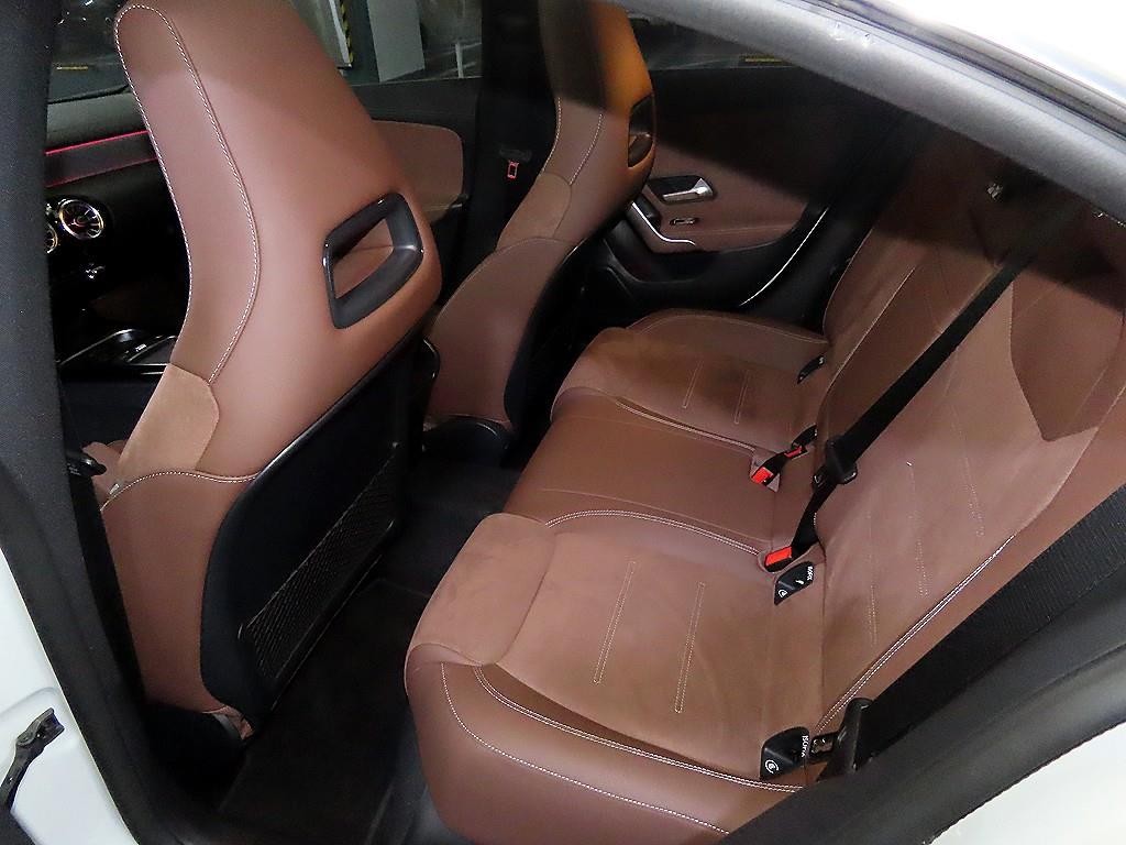벤츠 CLA 클래스 CLA클래스 C118 CLA 250 4MATIC 이미지 7