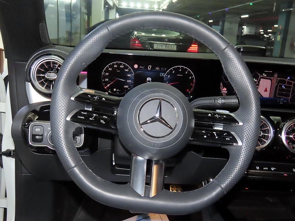 벤츠 CLA 클래스 CLA클래스 C118 CLA 250 4MATIC 이미지 8