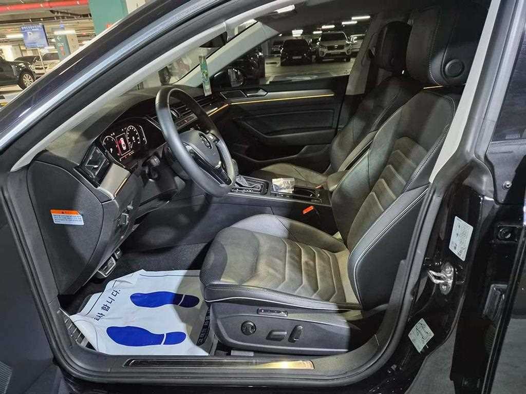 폭스바겐 아테온 2.0 TDI 엘레강스 프레스티지 4모션 이미지 6