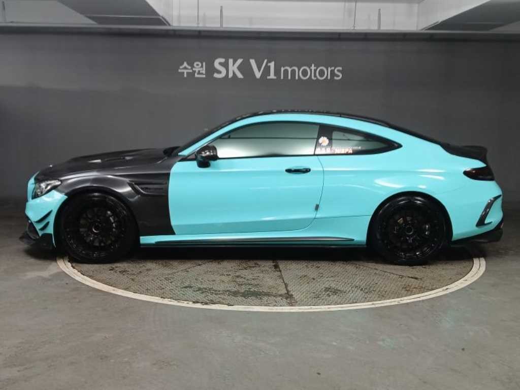 벤츠 C 클래스 C클래스 W205 C63 AMG 쿠페 이미지 3