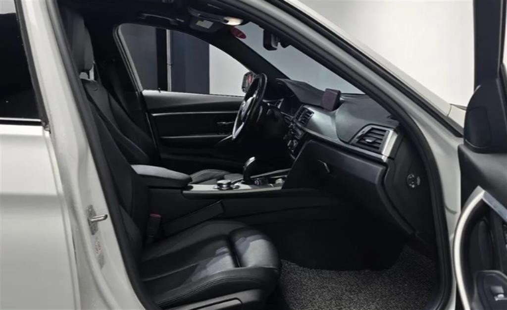 BMW 3시리즈 3시리즈 (F30) 320d M 스포츠 이미지 11