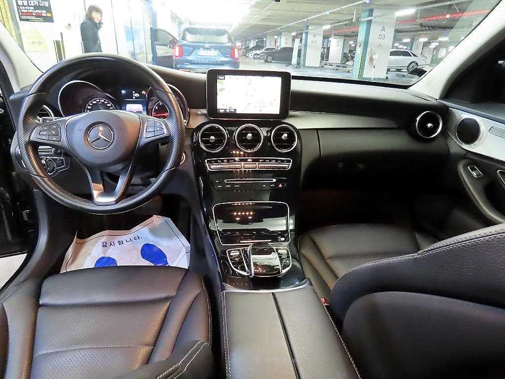 벤츠 C 클래스 C클래스 W205 C200 이미지 10