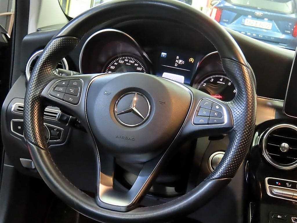 벤츠 C 클래스 C클래스 W205 C200 이미지 8