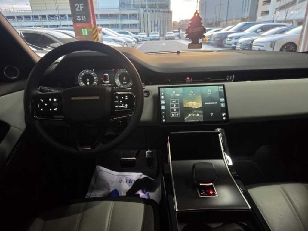 랜드로버 레인지로버 이보크 레인지로버 이보크 2세대 P250 다이나믹 SE 이미지 12