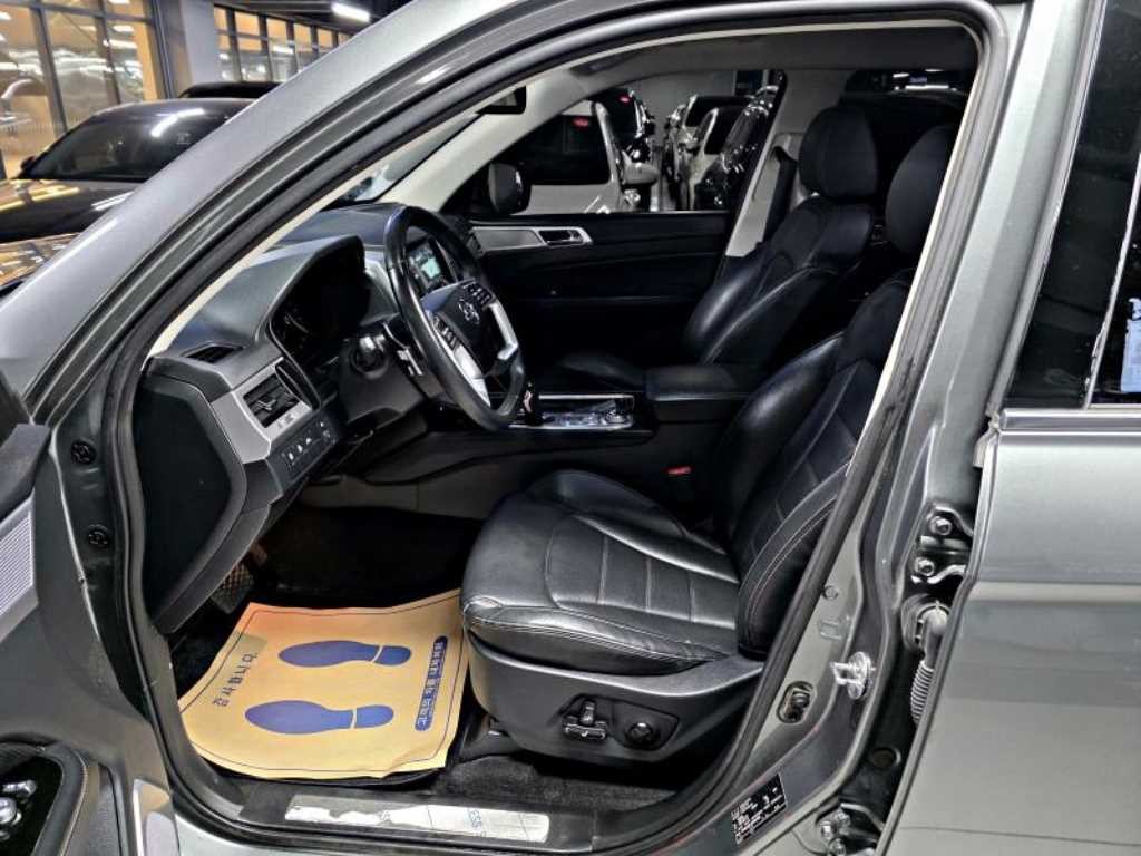 KG모빌리티(쌍용) 렉스턴 올 뉴 렉스턴 (Y450) 디젤 2.2 4WD 럭셔리 이미지 7