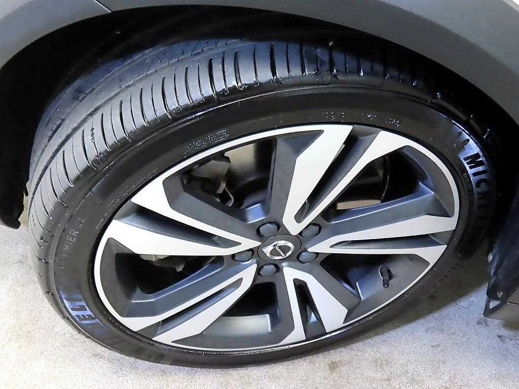 볼보 V60 V60 크로스 컨트리 2세대 2.0 B5 프로 AWD 이미지 20