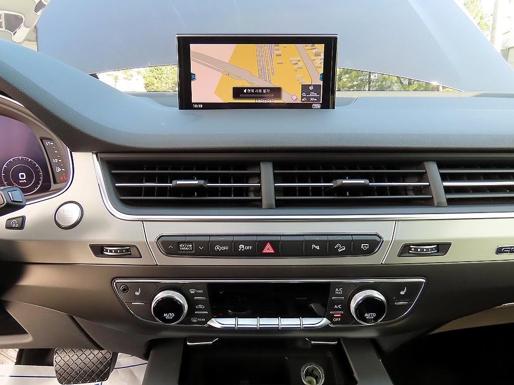 아우디 Q7 Q7 (4M) 45 TFSI 콰트로 이미지 12