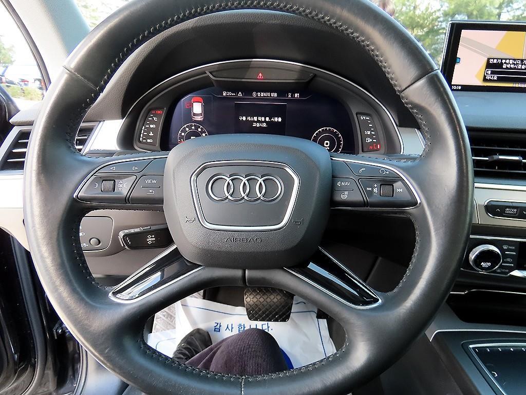 아우디 Q7 Q7 (4M) 45 TFSI 콰트로 이미지 8