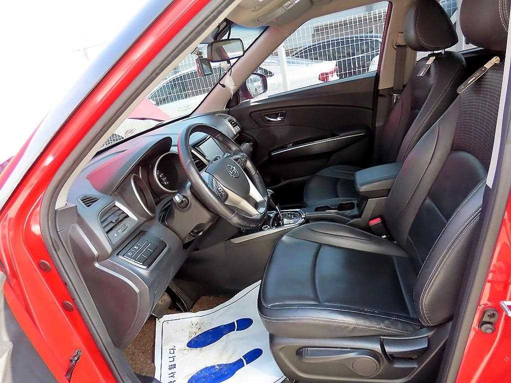 KG모빌리티(쌍용) 티볼리 티볼리 아머 2WD 가솔린 VX 이미지 5