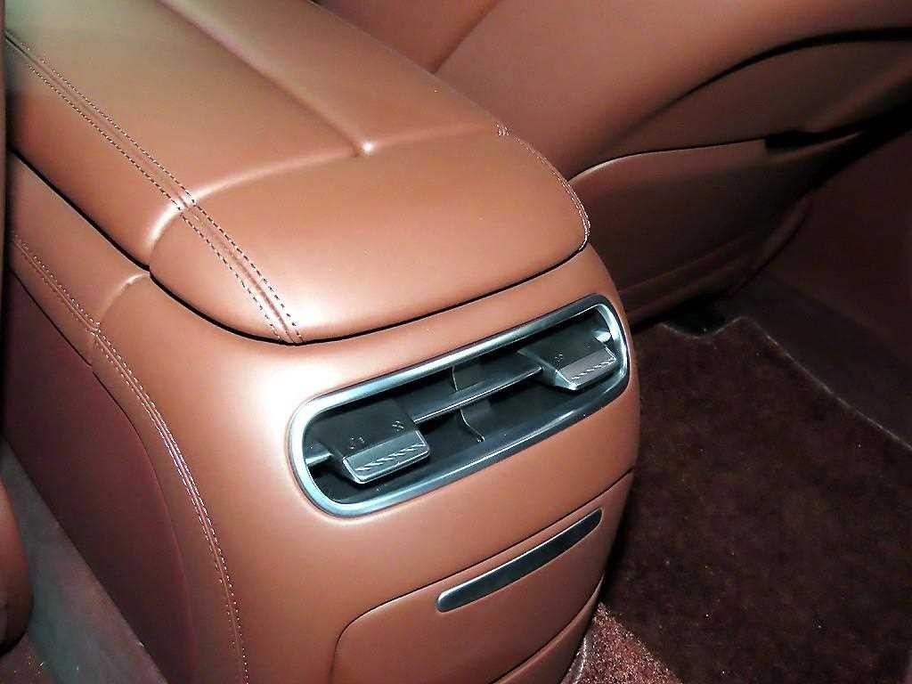 제네시스 G90 G90(RS4) 3.5T GDI AWD 이미지 14