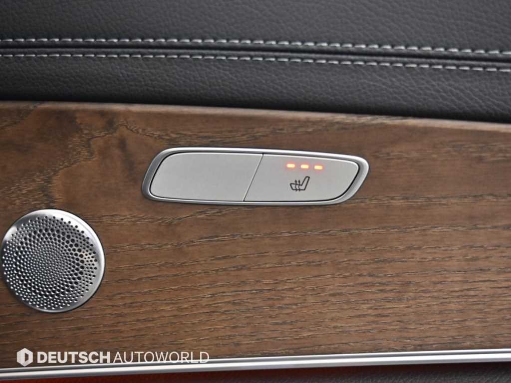 벤츠 E 클래스 E-클래스 W213 E300 4MATIC 익스클루시브 이미지 16