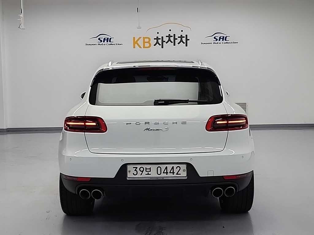 포르쉐 마칸 디젤 3.0 S 이미지 3