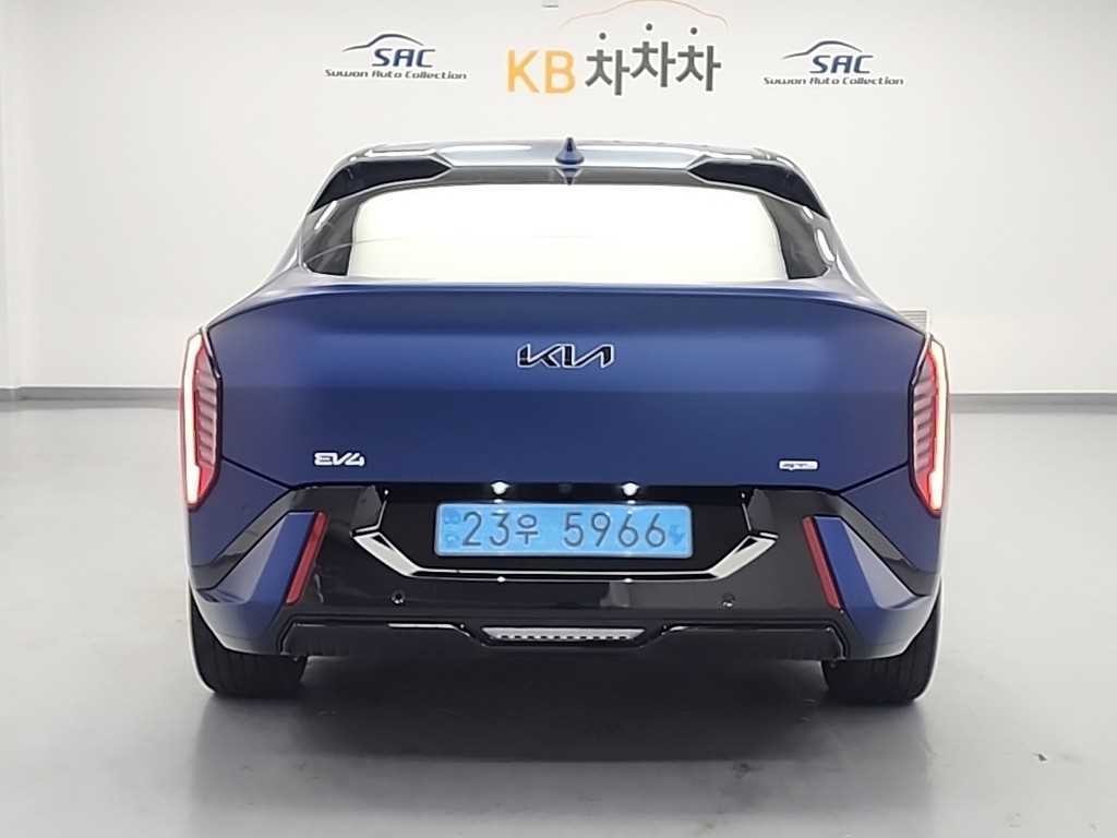기아 EV4 롱레인지 2WD GT-line 이미지 3