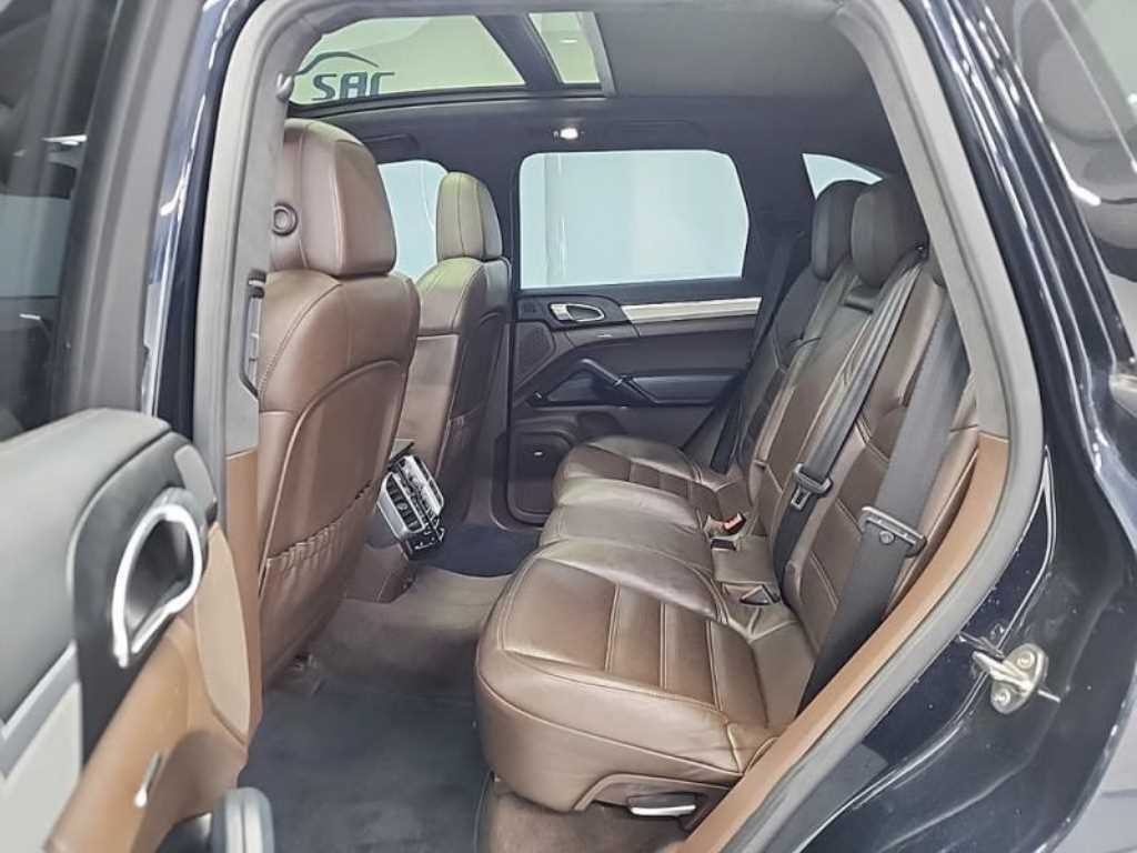 포르쉐 카이엔 뉴 카이엔 3.6 GTS 이미지 12