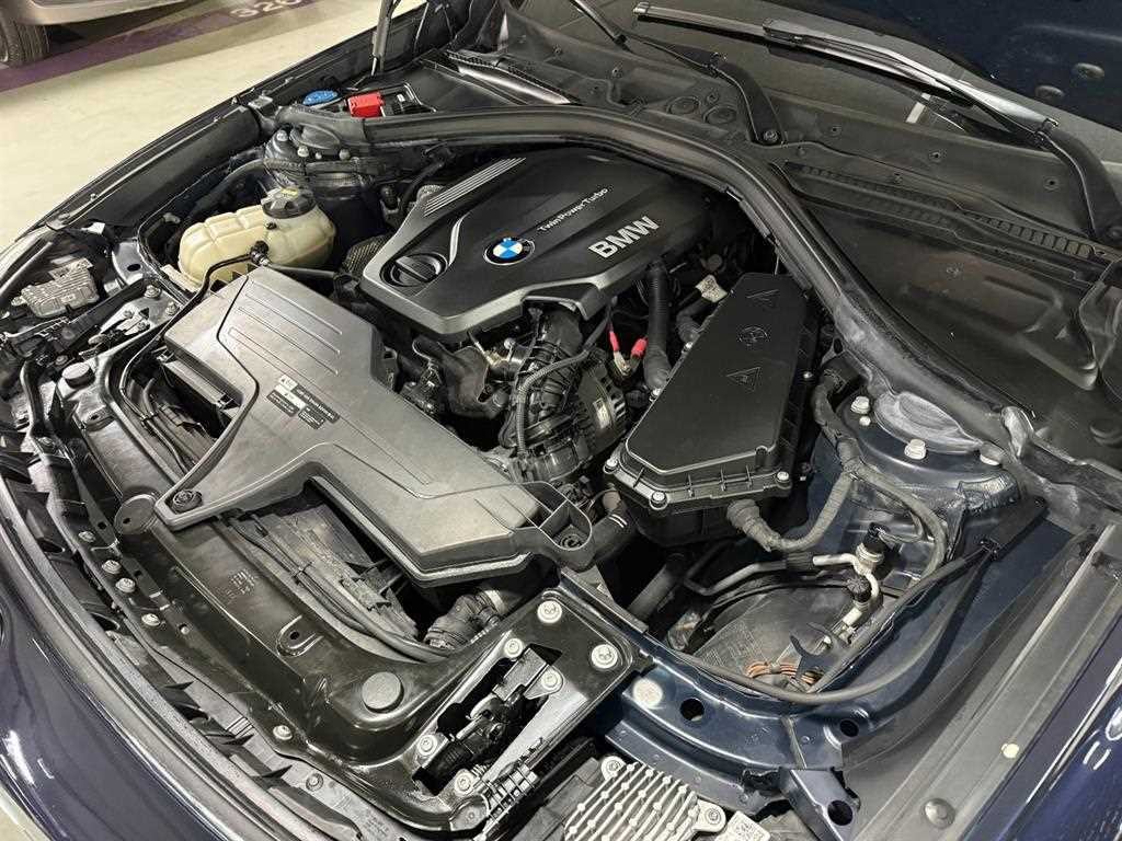 BMW 그란투리스모 3시리즈 GT (F34) GT 320D 럭셔리 이미지 18