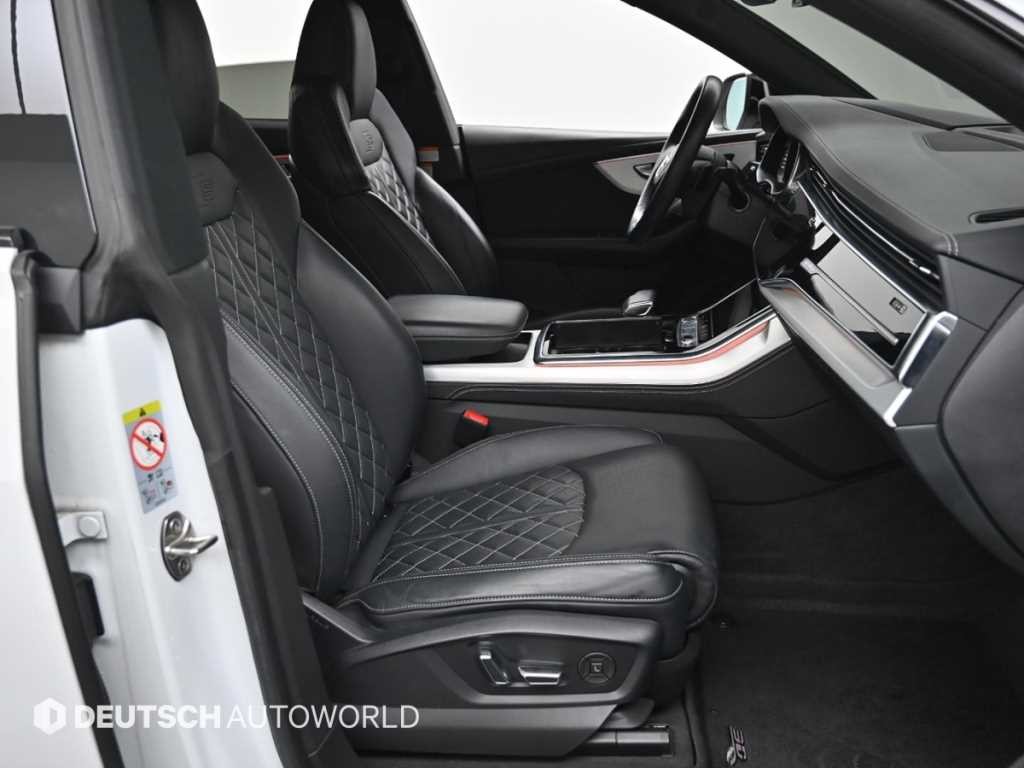 아우디 Q8 55 TFSI 콰트로 프리미엄 이미지 10