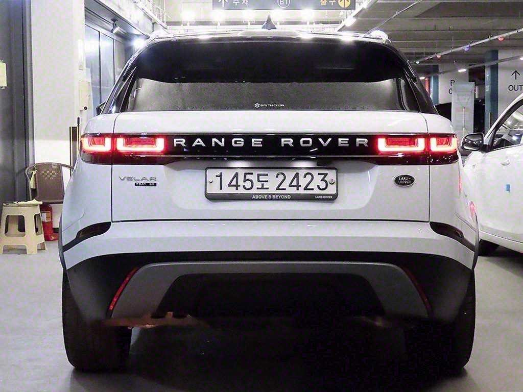 랜드로버 레인지로버 벨라 2.0 D240 R-다이나믹 SE 이미지 5