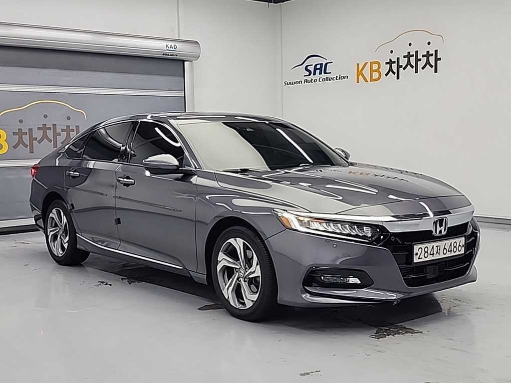 혼다 어코드 어코드(10세대) 1.5 터보 이미지 4