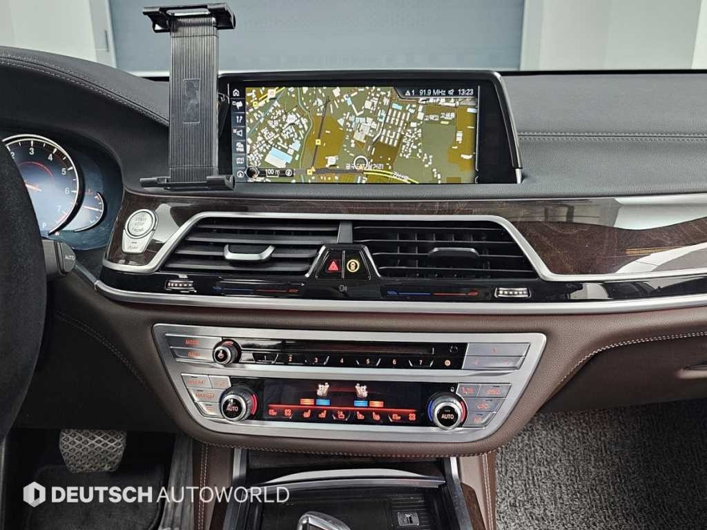 BMW 7시리즈 7시리즈 (G11) 740Li xDrive 이미지 14