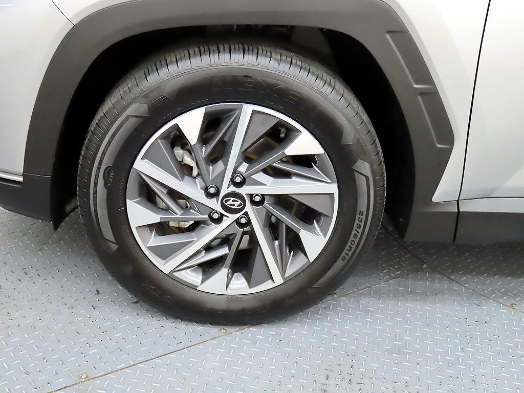 현대 투싼 투싼 (NX4) 디젤 2.0 2WD 프리미엄 이미지 20