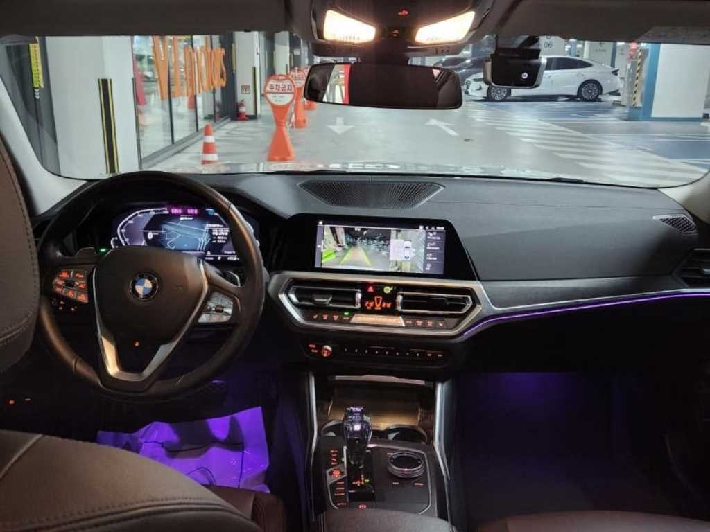 BMW 3시리즈 3시리즈 (G20) 330e 럭셔리 이미지 5