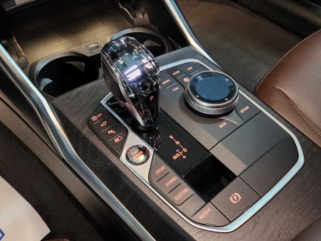 BMW 3시리즈 3시리즈 (G20) 330e 럭셔리 이미지 8