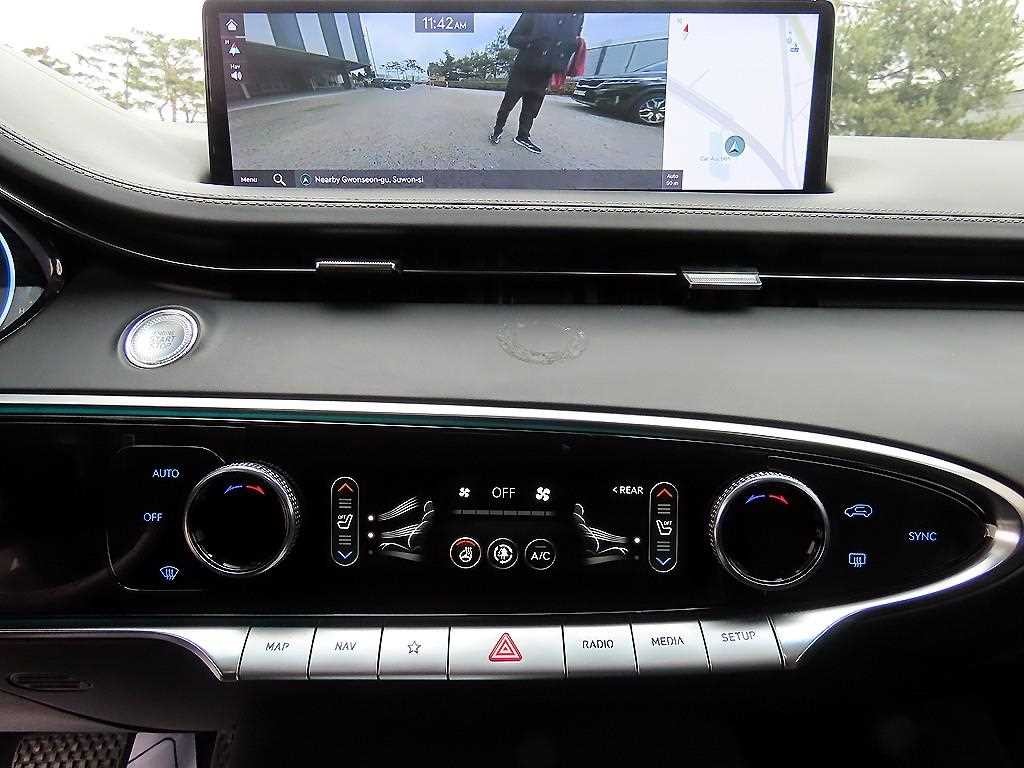 제네시스 GV70 2.2 디젤 AWD 이미지 13