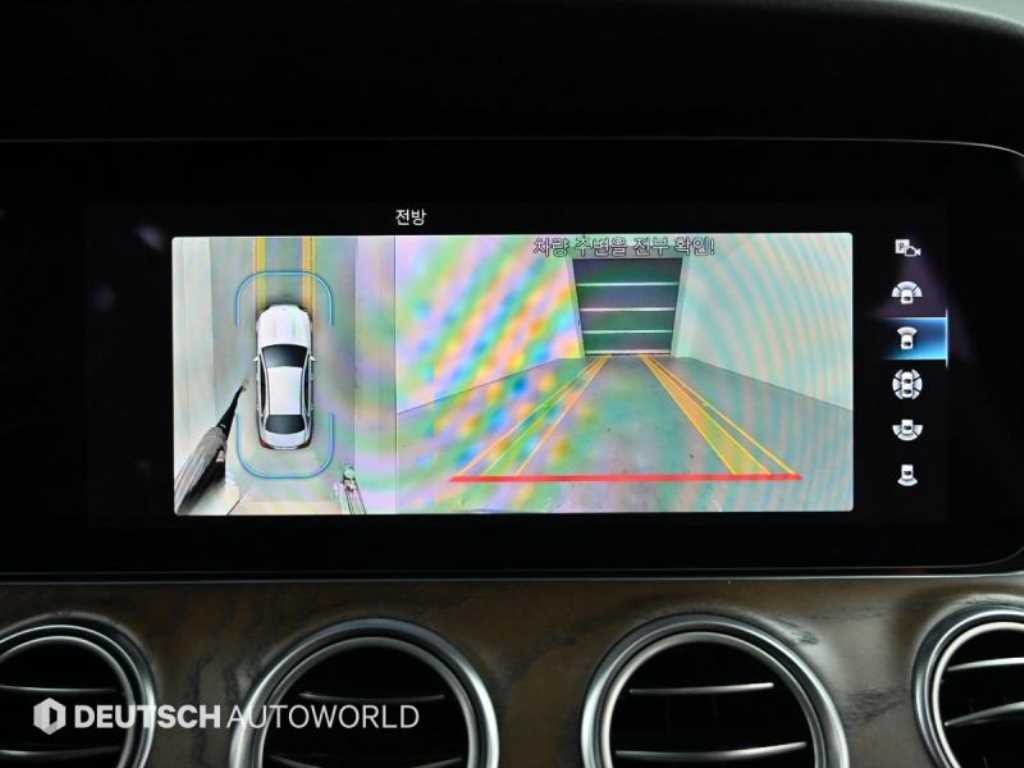벤츠 E 클래스 E-클래스 W213 E300e 4MATIC 익스클루시브 이미지 15