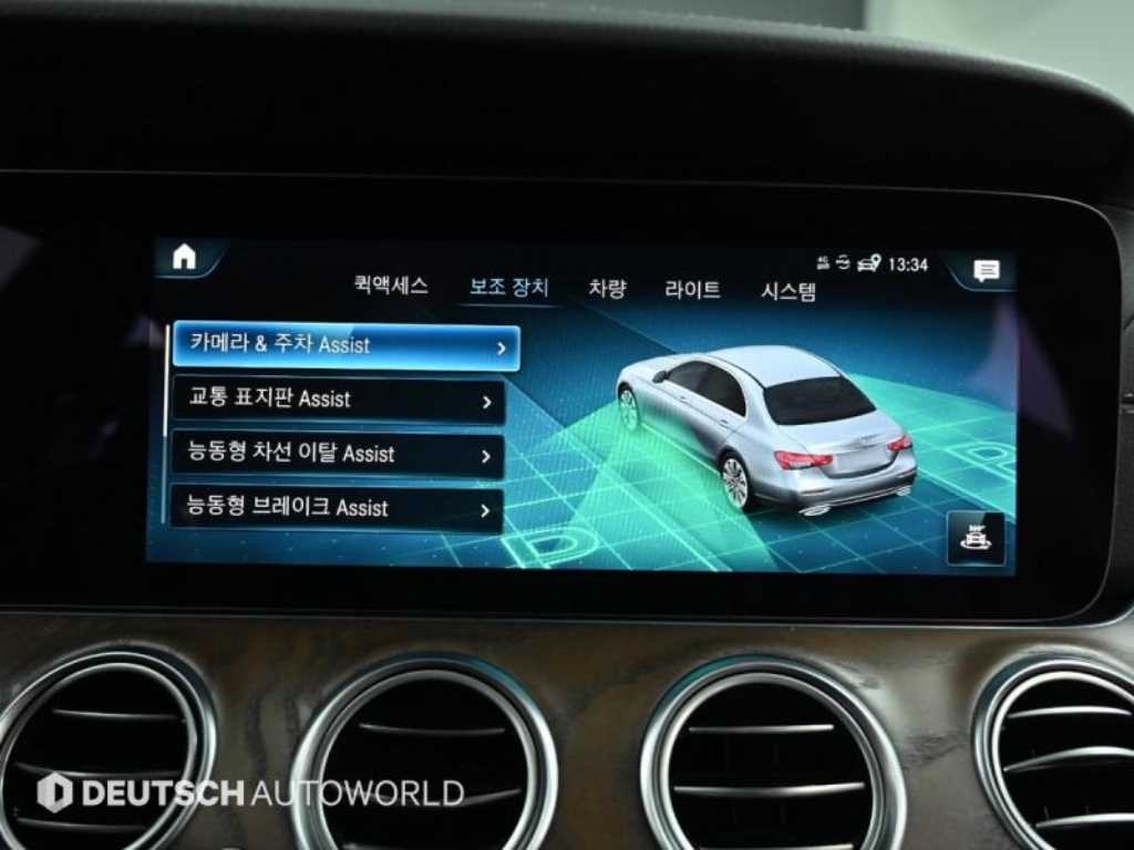 벤츠 E 클래스 E-클래스 W213 E300e 4MATIC 익스클루시브 이미지 17