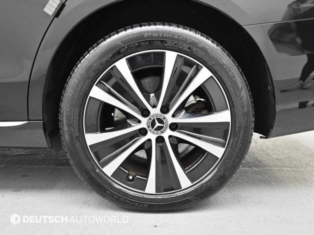 벤츠 E 클래스 E-클래스 W213 E300e 4MATIC 익스클루시브 이미지 5