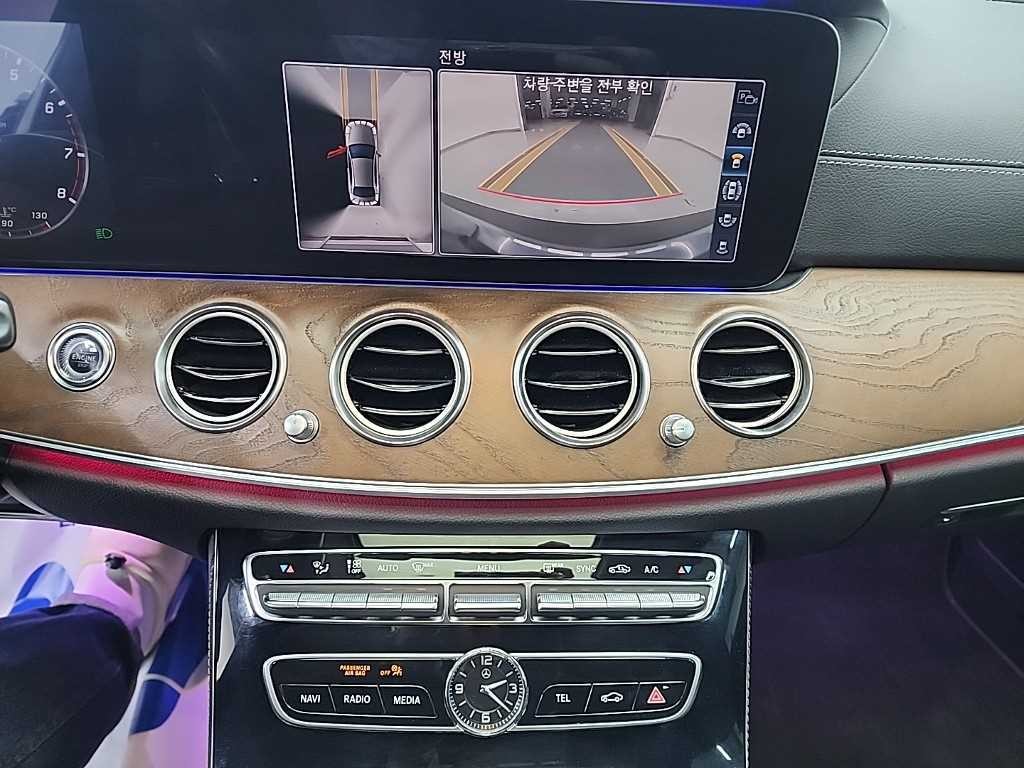 벤츠 E 클래스 E-클래스 W213 E300 4MATIC 익스클루시브 이미지 10