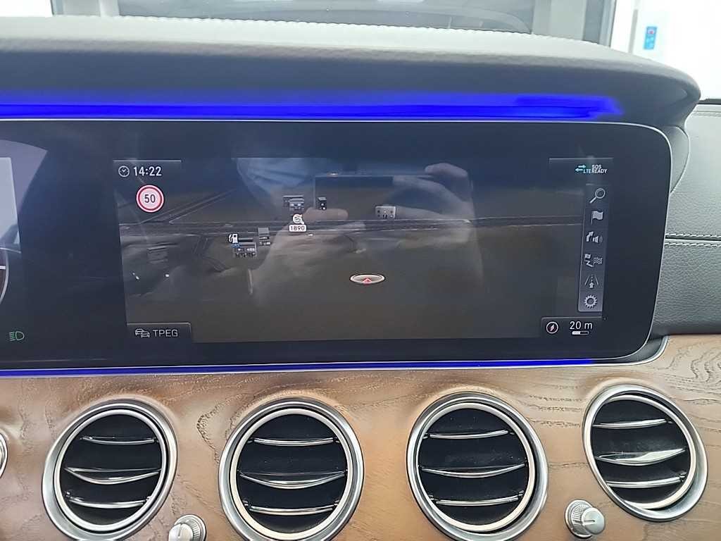 벤츠 E 클래스 E-클래스 W213 E300 4MATIC 익스클루시브 이미지 16