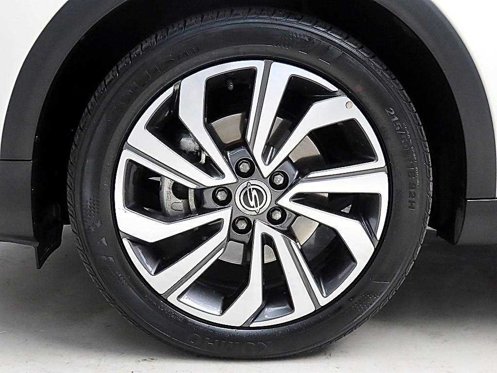 KG모빌리티(쌍용) 티볼리 베리 뉴 티볼리 2WD 가솔린 1.5 V5 이미지 19