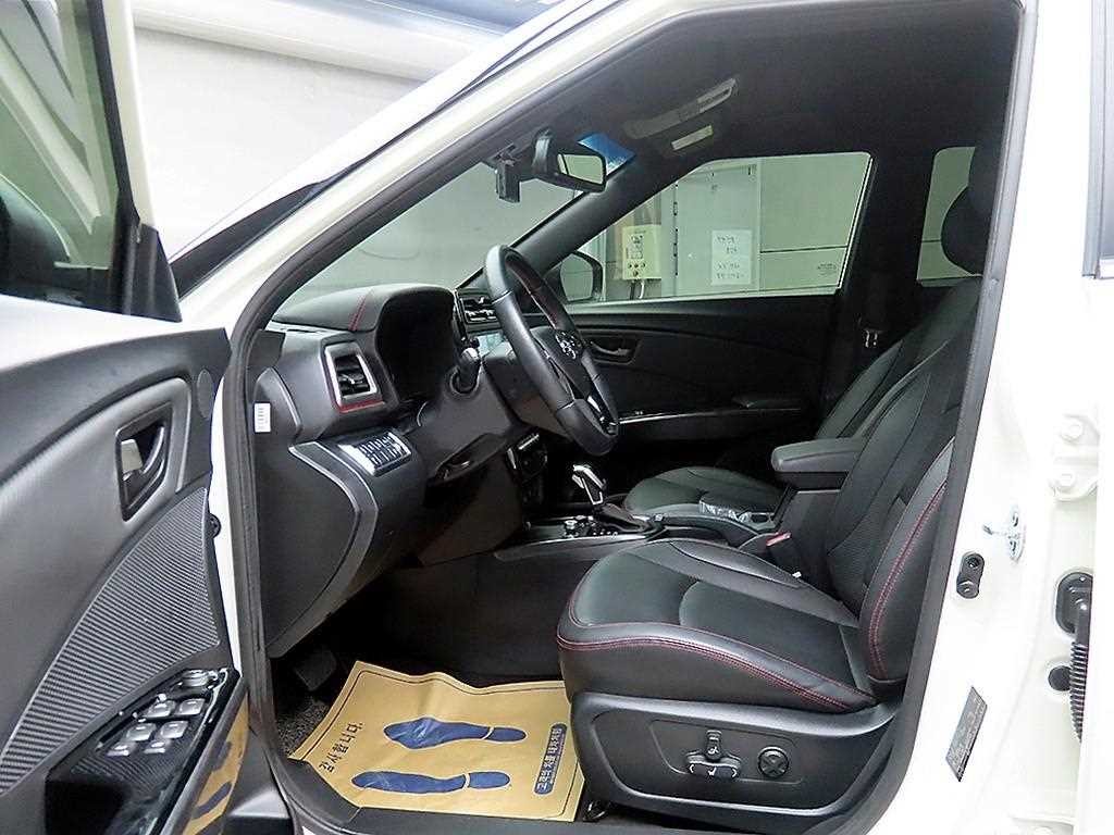 KG모빌리티(쌍용) 티볼리 베리 뉴 티볼리 2WD 가솔린 1.5 V5 이미지 5