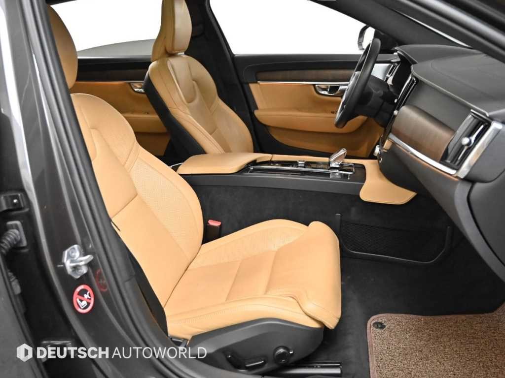볼보 S90 B5 인스크립션 이미지 10