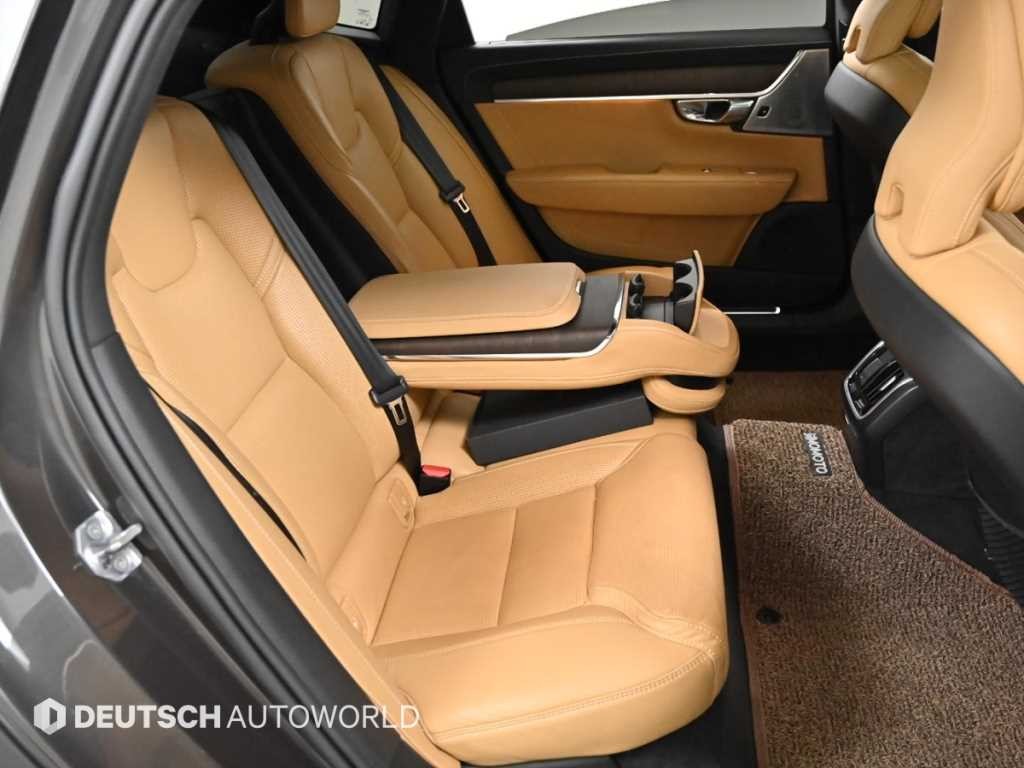 볼보 S90 B5 인스크립션 이미지 12