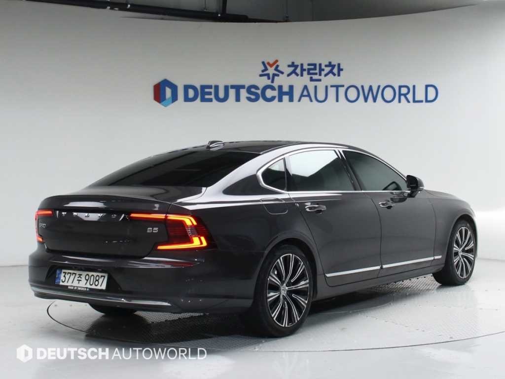 볼보 S90 B5 인스크립션 이미지 2