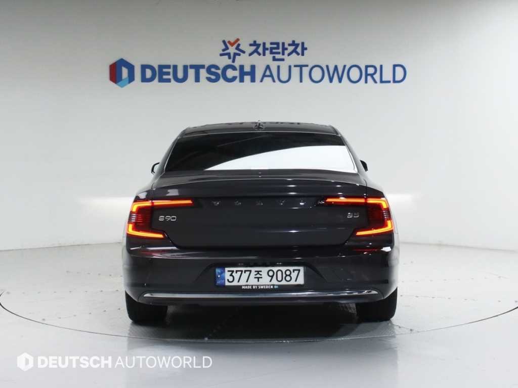 볼보 S90 B5 인스크립션 이미지 4