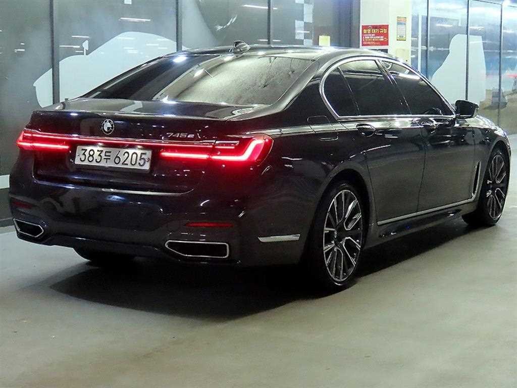 BMW 7시리즈 7시리즈 (G11) 745e i퍼포먼스 M스포츠 이미지 4