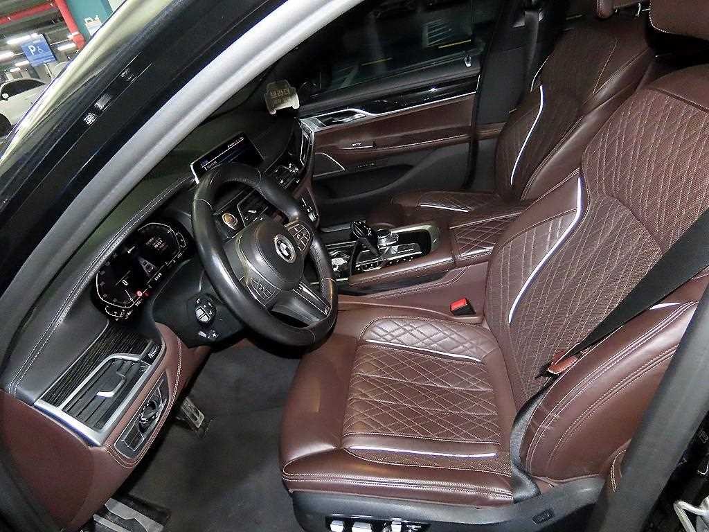 BMW 7시리즈 7시리즈 (G11) 745e i퍼포먼스 M스포츠 이미지 6