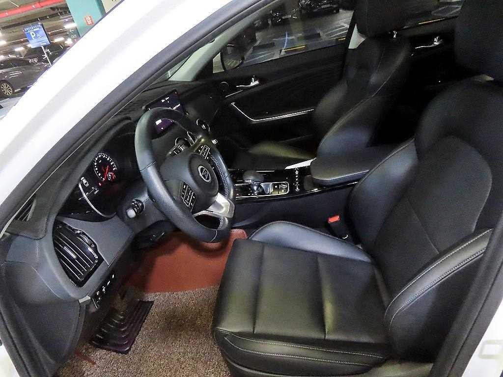 기아 스팅어 스팅어 마이스터 2WD 2.5 플래티넘 이미지 6