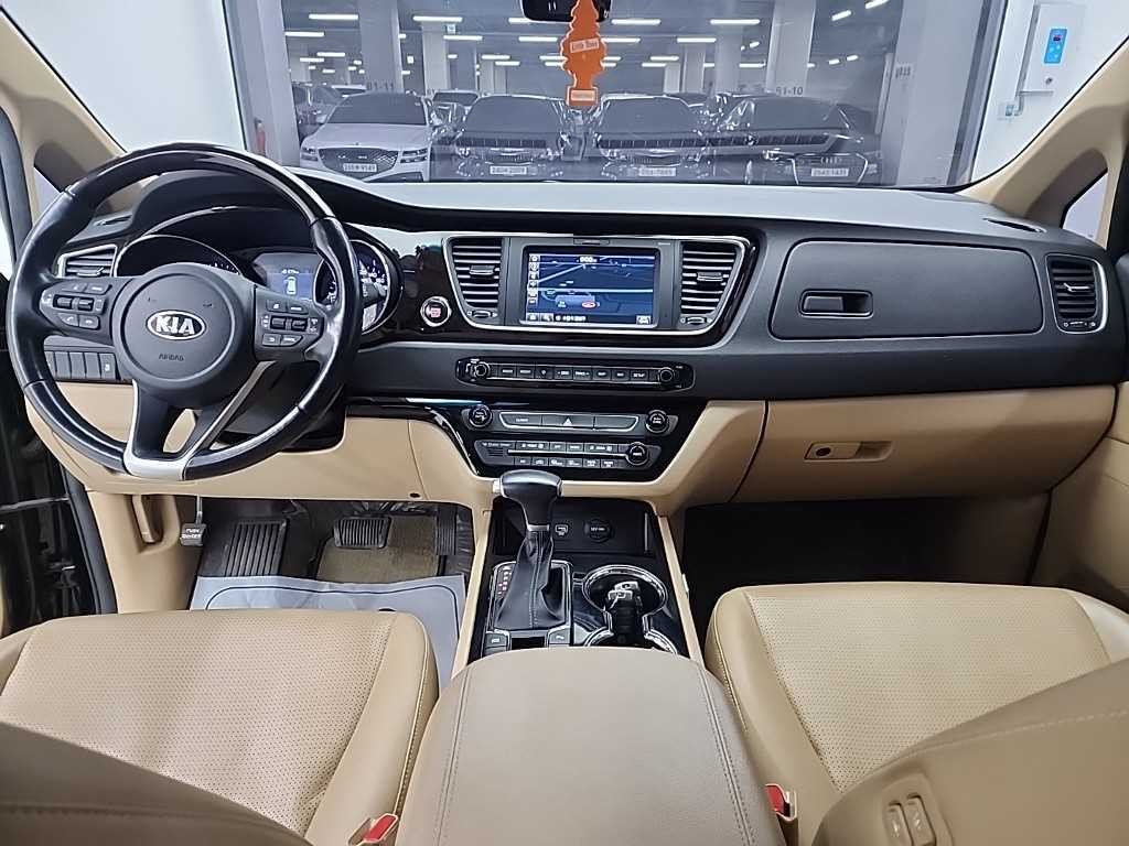 기아 카니발 더 뉴 카니발 디젤 9인승 프레스티지 이미지 7