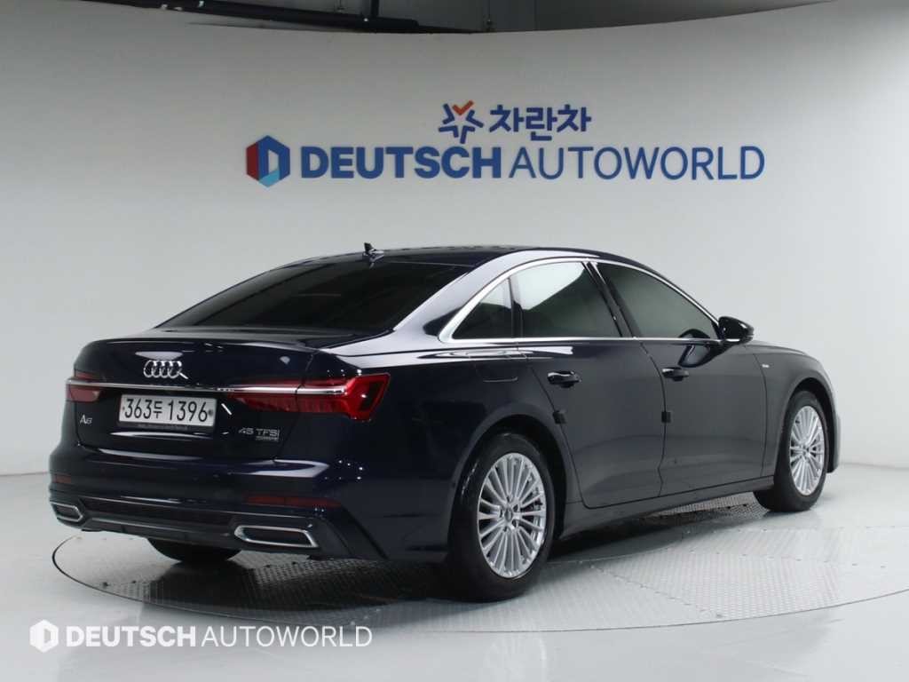 아우디 A6 A6 (C8) 45 TFSI 콰트로 프리미엄 이미지 2