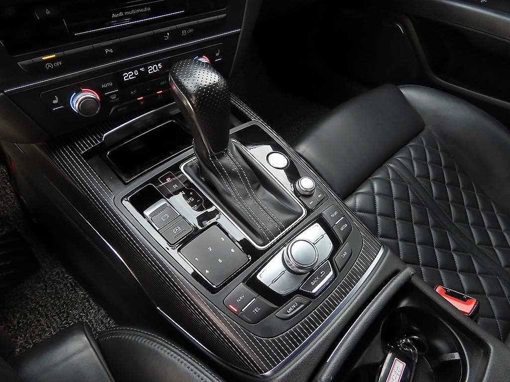 아우디 A7 55 TDI 콰트로 스포츠 이미지 11