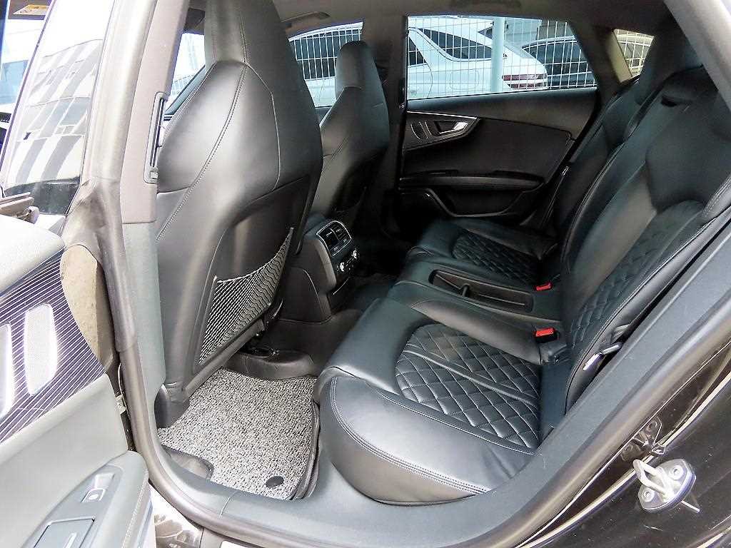 아우디 A7 55 TDI 콰트로 스포츠 이미지 6