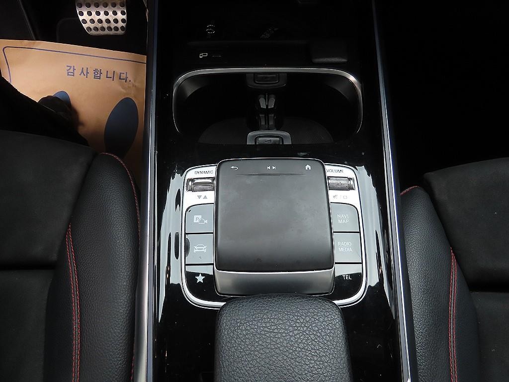 벤츠 GLB 클래스 GLB클래스 X247 GLB 250 4MATIC 이미지 12