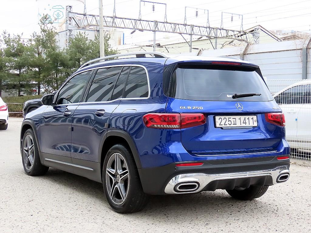 벤츠 GLB 클래스 GLB클래스 X247 GLB 250 4MATIC 이미지 3